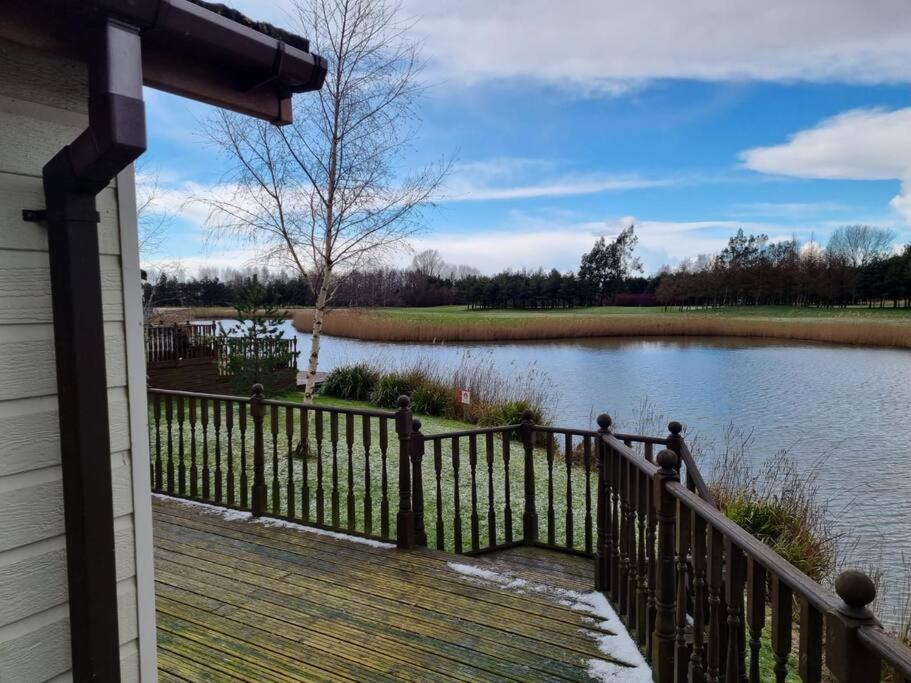 Lakeside View Wisbech Extérieur photo